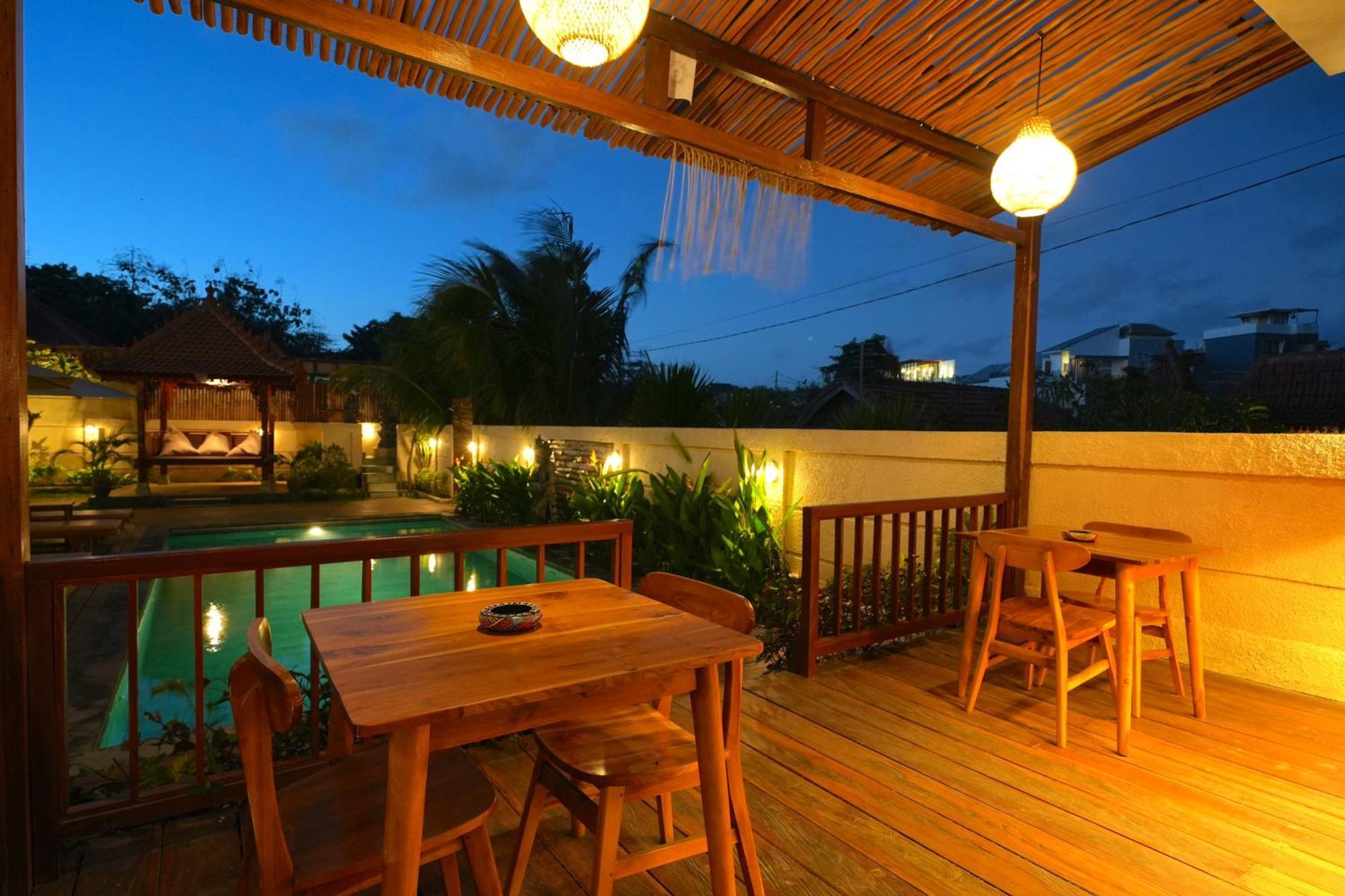 Hotel Puri Melati Uluwatu Exterior foto